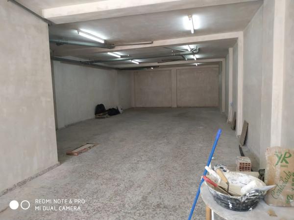 Local en calle Tempestad, 6