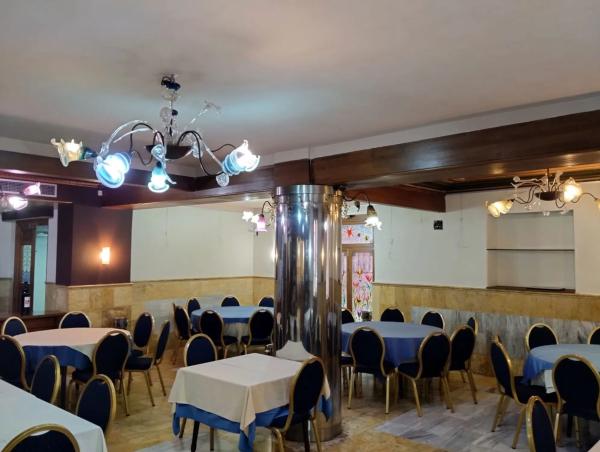 Local en calle del Marqués de Villores, 11