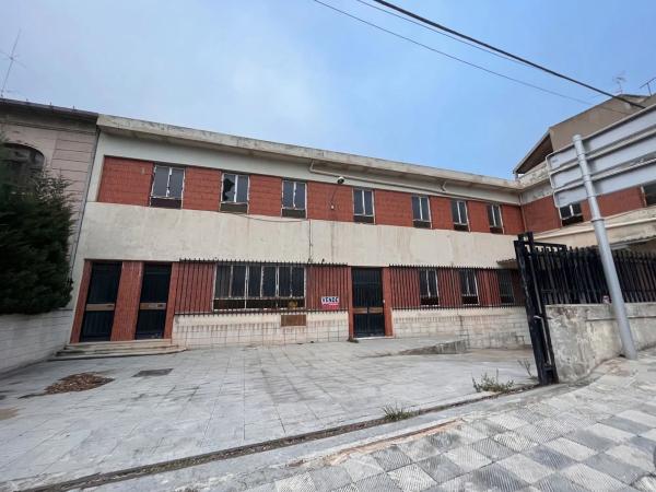 Nave en calle Maisonnave