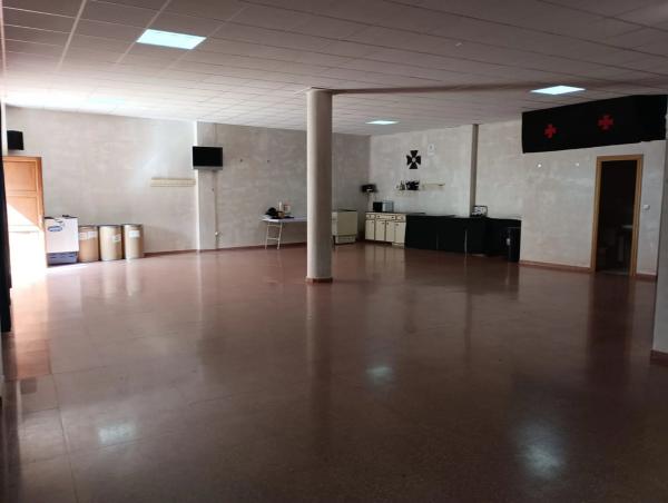 Local en Av. País Valencià, 10