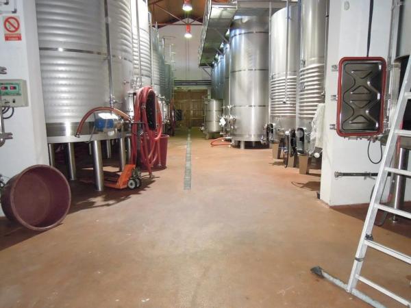 Nave en via de Alicante