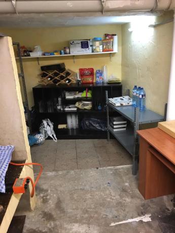 Local en calle Jacinto Benavente, 29