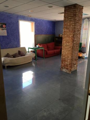 Local en calle Jacinto Benavente, 29