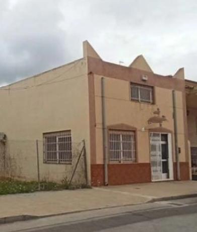 Nave en 9 de octubre 9, 9