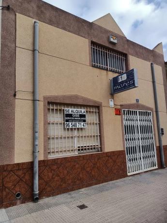 Nave en 9 de octubre 9, 9