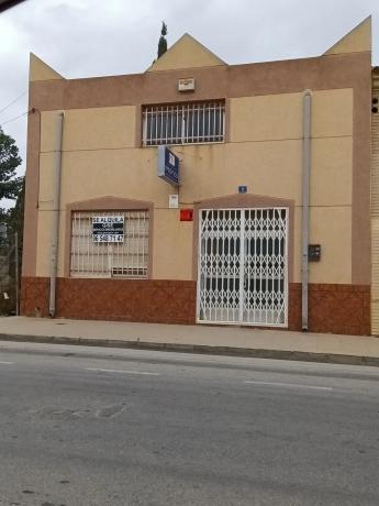 Nave en 9 de octubre 9, 9