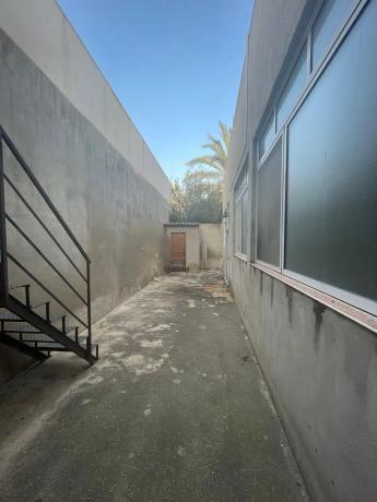 Local en avenida País Valenciano, 74