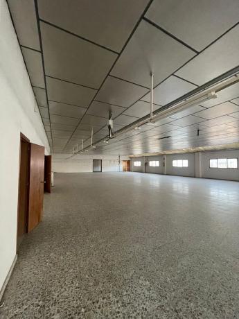 Nave en calle 9 de Octubre, 7