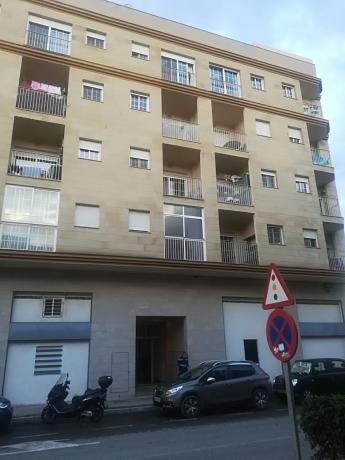 Local en avenida Libertad, 102