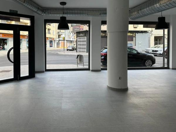 Local en calle Comunidad Valenciana