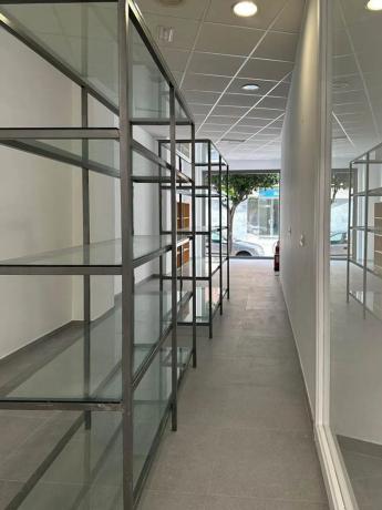 Local en calle Comunidad Valenciana