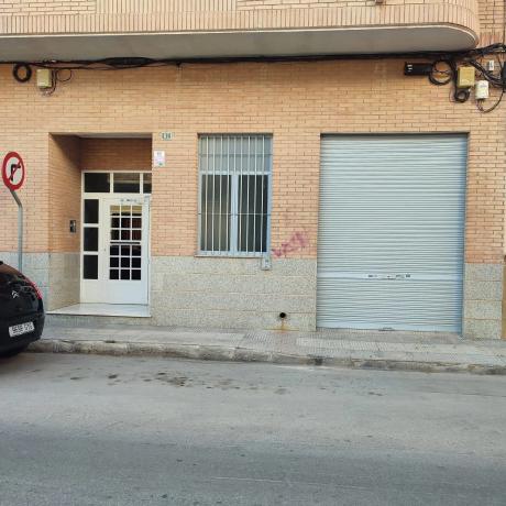 Local en calle Antonio Sequeros