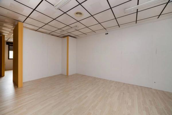 Local o nave en calle Canalejas