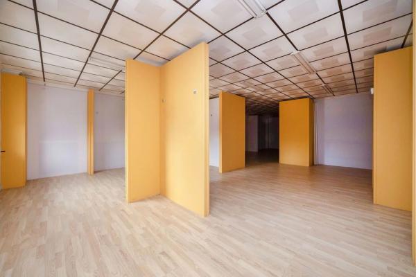 Local o nave en calle Canalejas