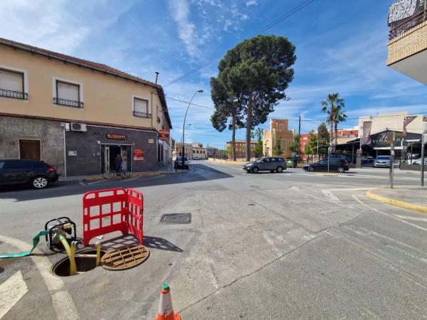 Local en calle Amparo Quiles, 31