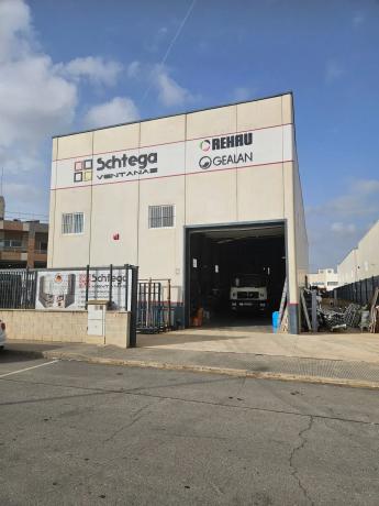 Local en calle Francia, 8