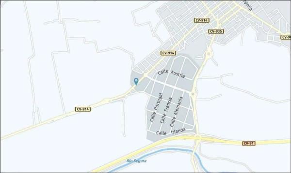 Nave en avenida de Orihuela