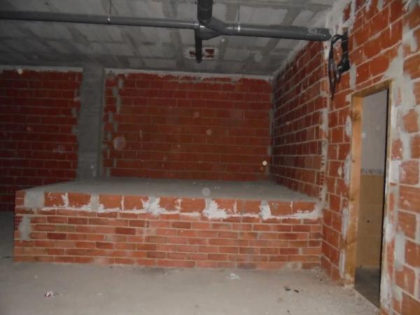 Local en calle los Lirios, 53