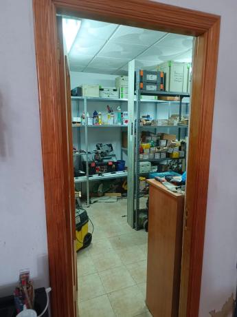 Nave en calle el Almendro, 12