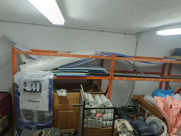 Nave en calle el Almendro, 12