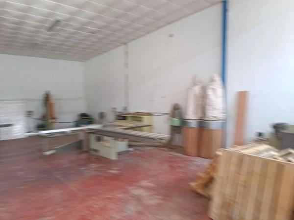 Nave en calle el Almendro, 12