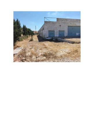 Nave en calle Canónigo, 4