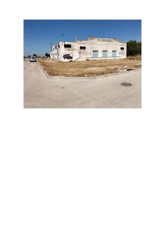 Nave en calle Canónigo, 4