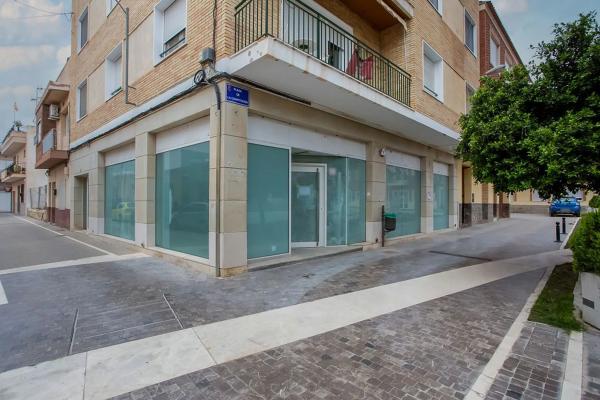 Local o nave en plaza Constitución