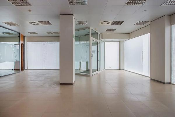 Local o nave en plaza Constitución