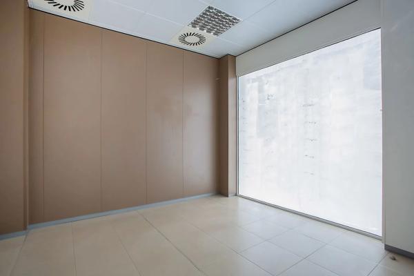 Local o nave en plaza Constitución