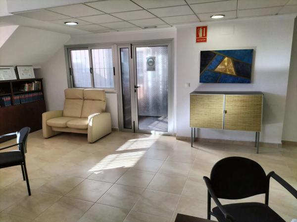 Local en avenida Federíco García Lorca, 51