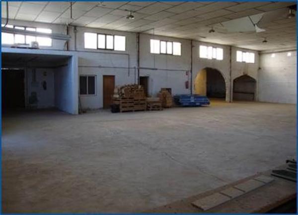 Nave en calle Apatel