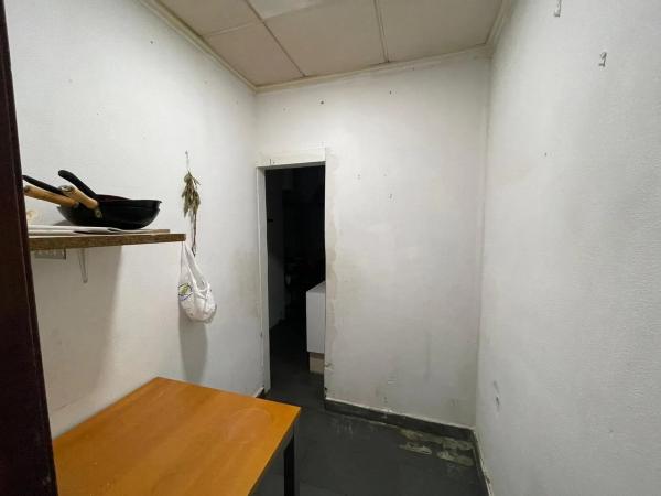 Local en calle Acequia, 2