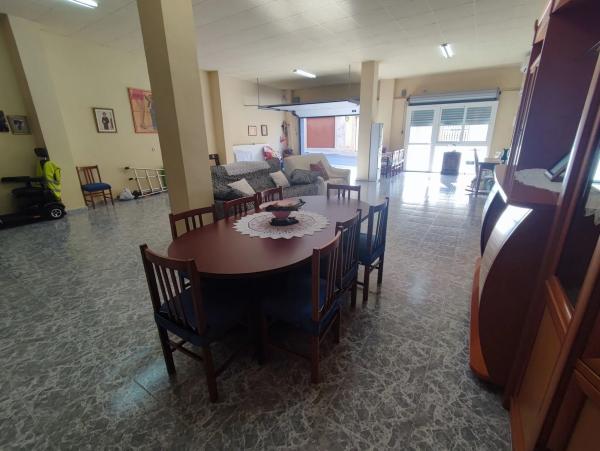 Nave en calle Luis Gálvez, 11