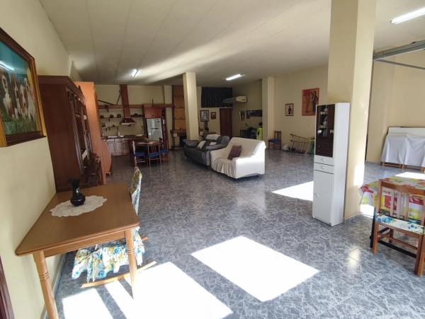 Nave en calle Luis Gálvez, 11