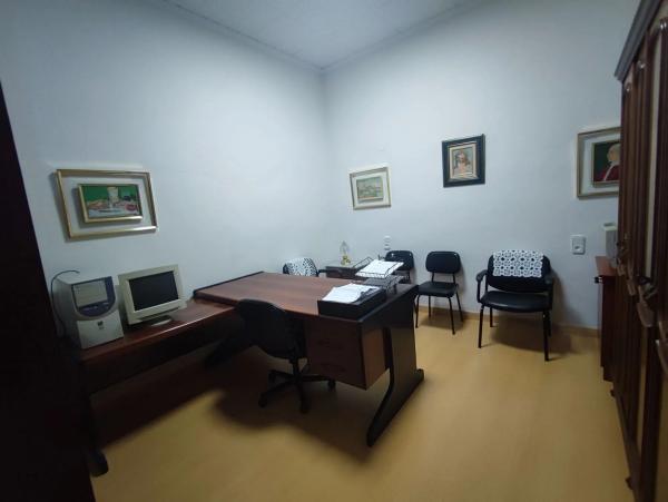 Nave en calle Luis Gálvez, 11