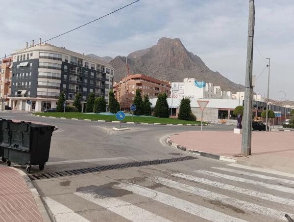 Local en camino del Almajal, 3