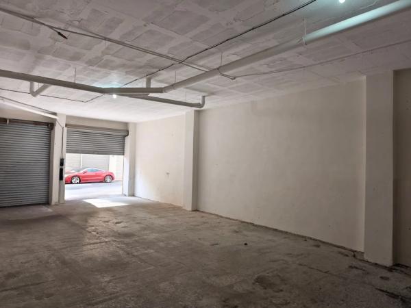 Local en camino del Almajal, 3