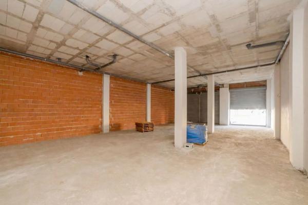 Local o nave en calle Manuel Flores