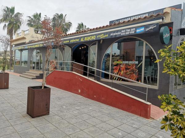 Local en calle Miguel Ángel Jiménez, 1