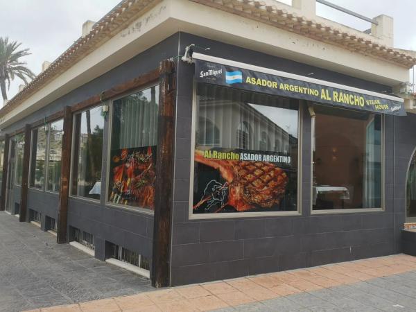 Local en calle Miguel Ángel Jiménez, 1