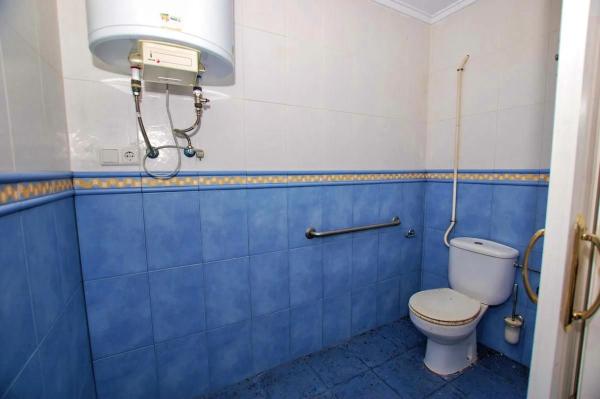 Local en avenida de las Naciones, 81 b