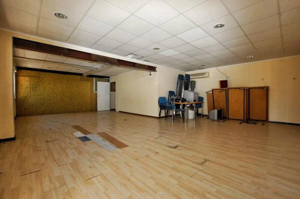 Local en avenida de las Naciones, 81 b