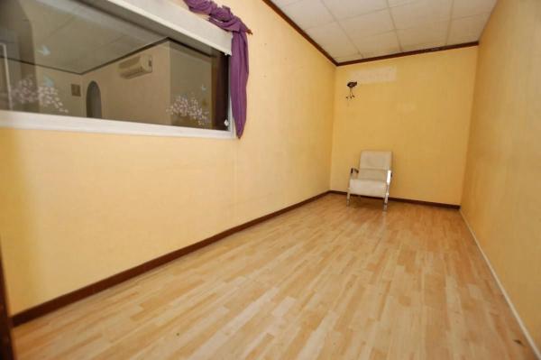 Local en avenida de las Naciones, 81 b