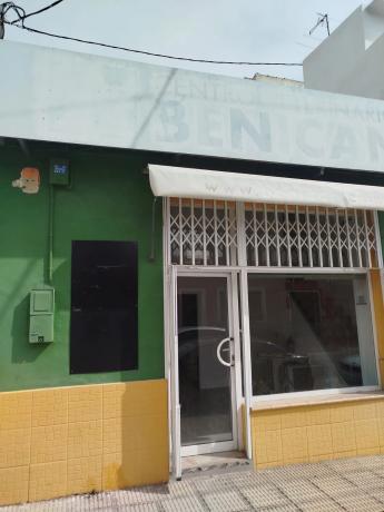 Local en avenida de Crevillente, 8