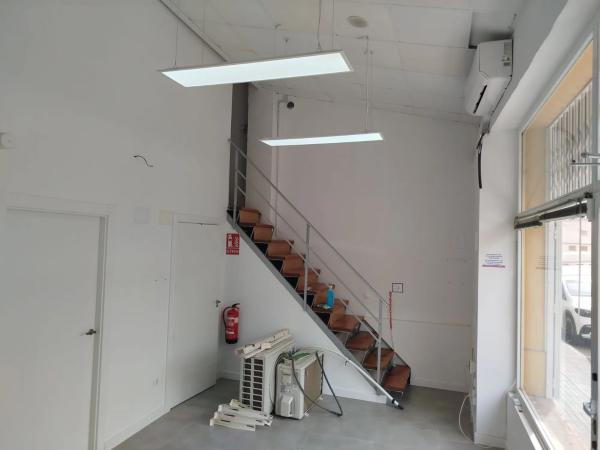 Local en avenida de Crevillente, 8