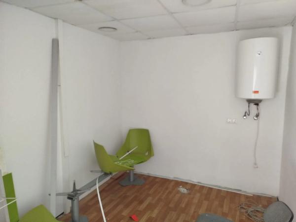 Local en avenida de Crevillente, 8