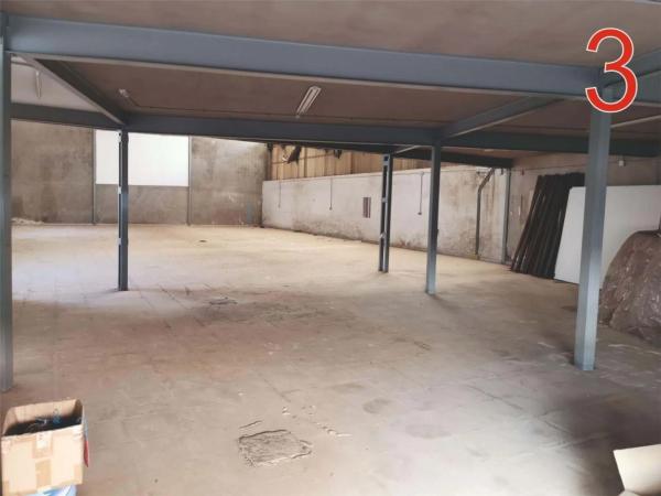 Nave en calle Conde de Vallellano