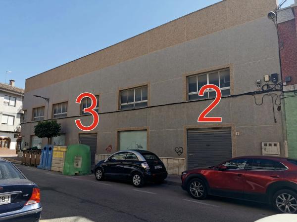 Nave en calle Conde de Vallellano, 1