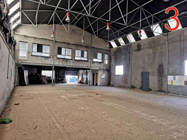 Nave en calle Conde de Vallellano, 1